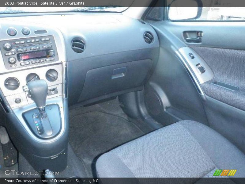 Satellite Silver / Graphite 2003 Pontiac Vibe
