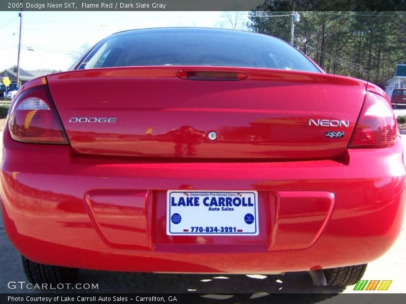 Flame Red / Dark Slate Gray 2005 Dodge Neon SXT