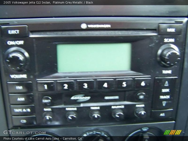 Platinum Grey Metallic / Black 2005 Volkswagen Jetta GLS Sedan