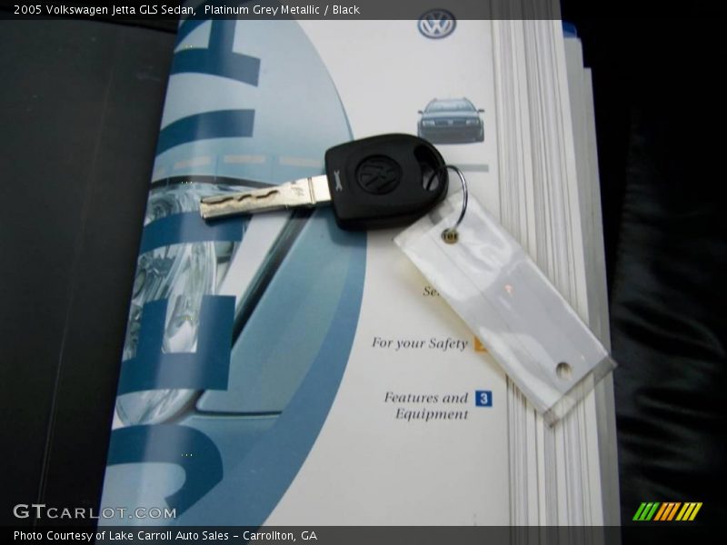 Platinum Grey Metallic / Black 2005 Volkswagen Jetta GLS Sedan