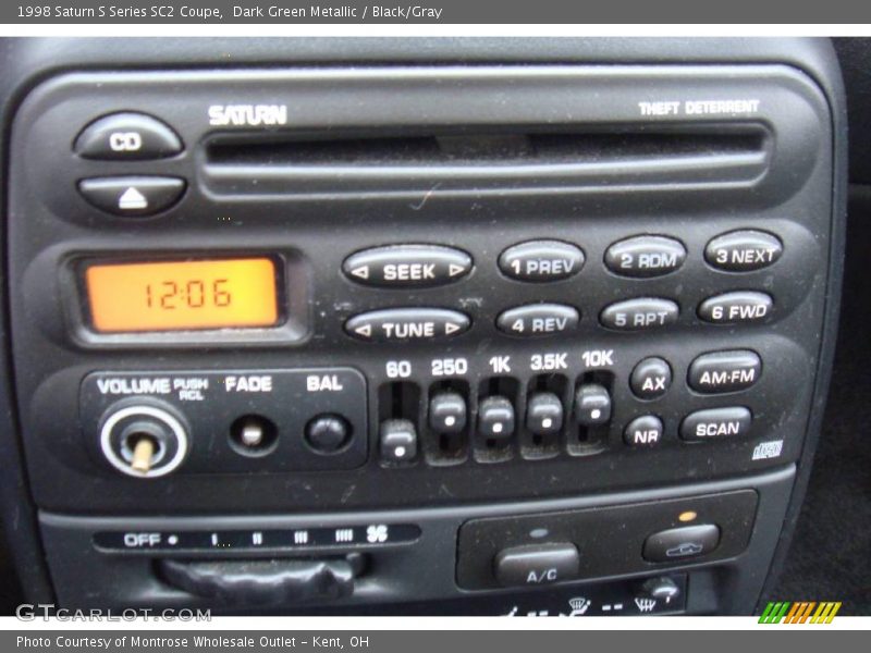 Dark Green Metallic / Black/Gray 1998 Saturn S Series SC2 Coupe