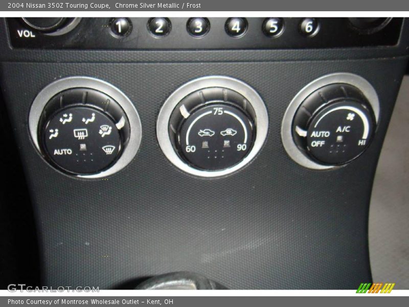 Chrome Silver Metallic / Frost 2004 Nissan 350Z Touring Coupe