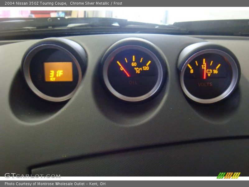 Chrome Silver Metallic / Frost 2004 Nissan 350Z Touring Coupe