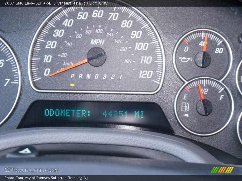Silver Mist Metallic / Light Gray 2007 GMC Envoy SLT 4x4