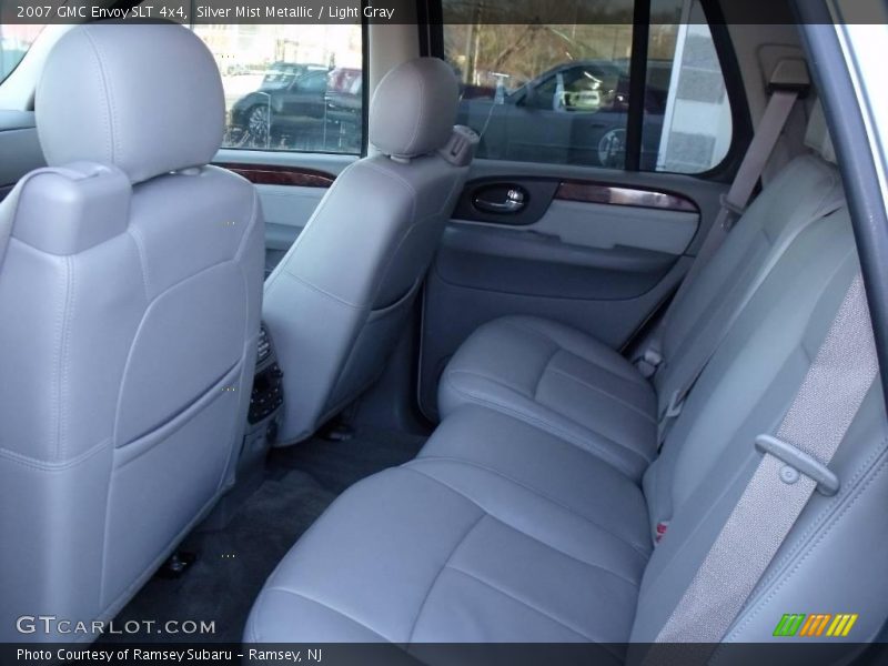 Silver Mist Metallic / Light Gray 2007 GMC Envoy SLT 4x4