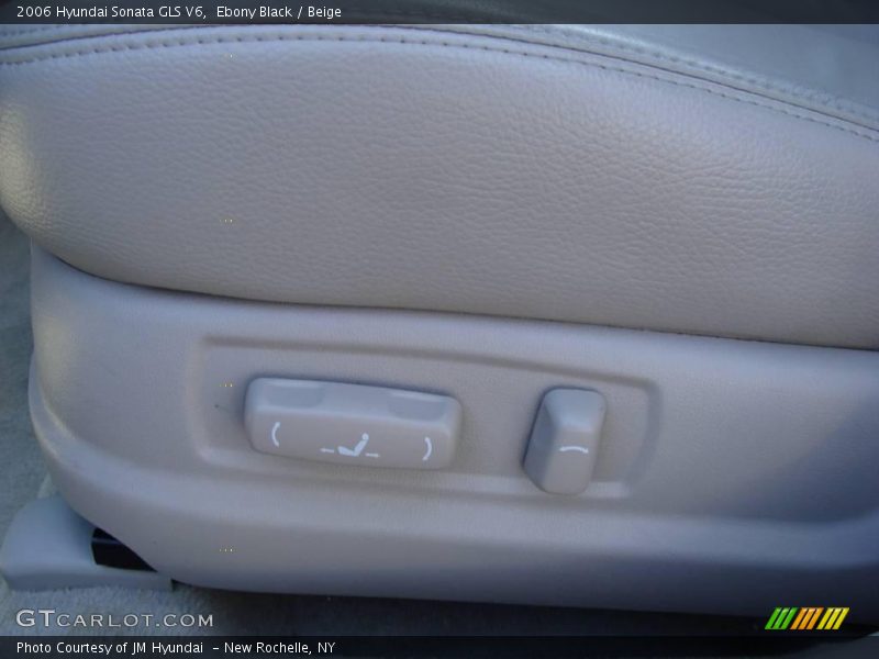 Ebony Black / Beige 2006 Hyundai Sonata GLS V6