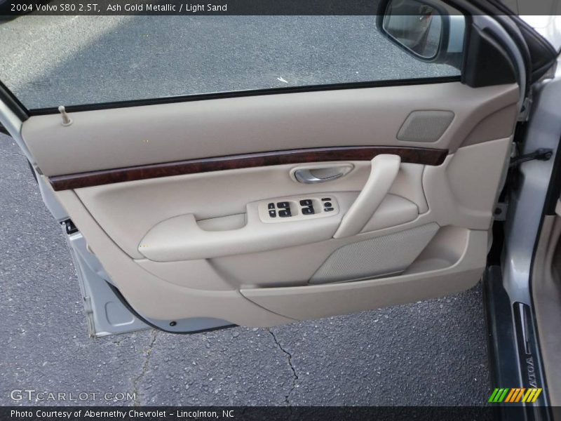 Ash Gold Metallic / Light Sand 2004 Volvo S80 2.5T