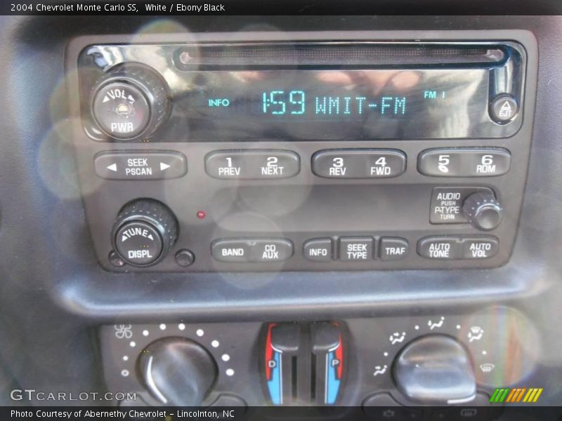 White / Ebony Black 2004 Chevrolet Monte Carlo SS