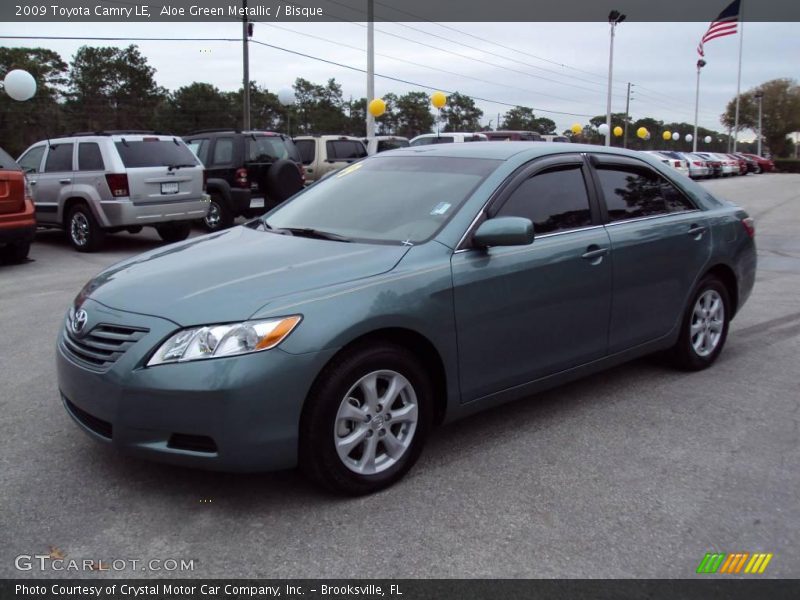 Aloe Green Metallic / Bisque 2009 Toyota Camry LE