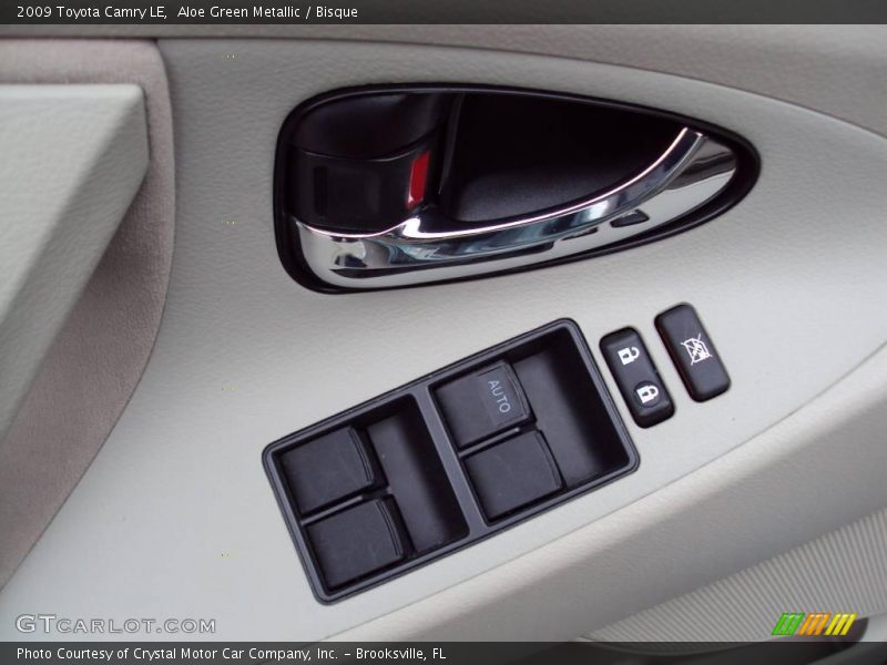 Aloe Green Metallic / Bisque 2009 Toyota Camry LE