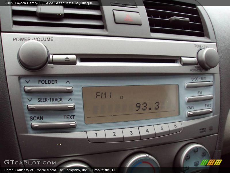 Aloe Green Metallic / Bisque 2009 Toyota Camry LE