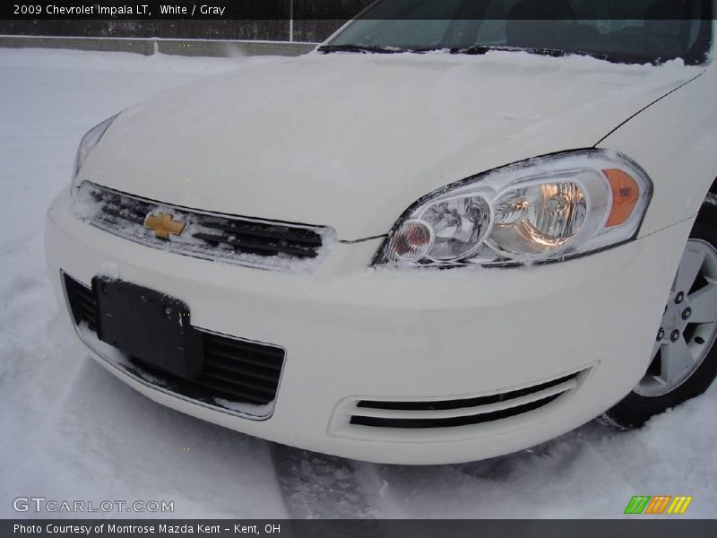 White / Gray 2009 Chevrolet Impala LT