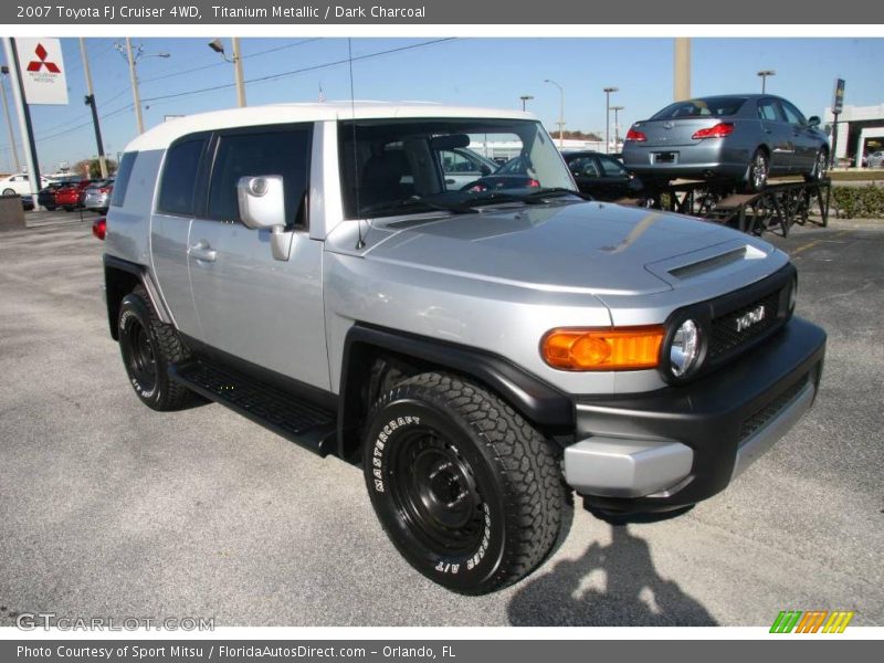 Titanium Metallic / Dark Charcoal 2007 Toyota FJ Cruiser 4WD