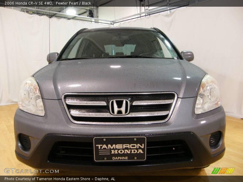 Pewter Pearl / Black 2006 Honda CR-V SE 4WD