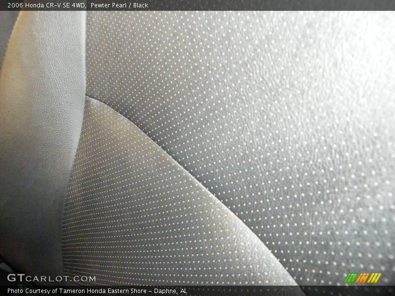 Pewter Pearl / Black 2006 Honda CR-V SE 4WD