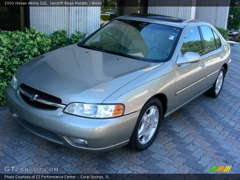 Sandrift Beige Metallic / Blond 2000 Nissan Altima GLE