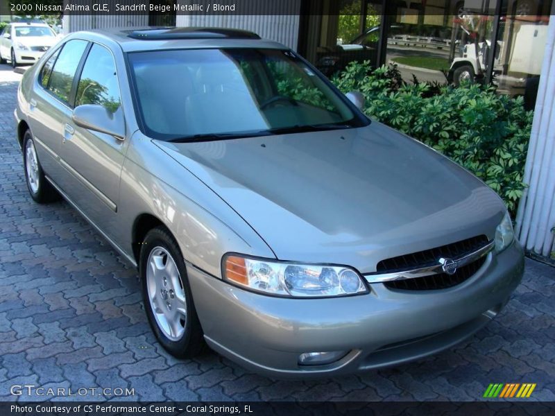 Sandrift Beige Metallic / Blond 2000 Nissan Altima GLE