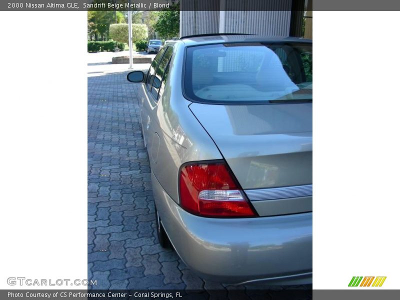 Sandrift Beige Metallic / Blond 2000 Nissan Altima GLE