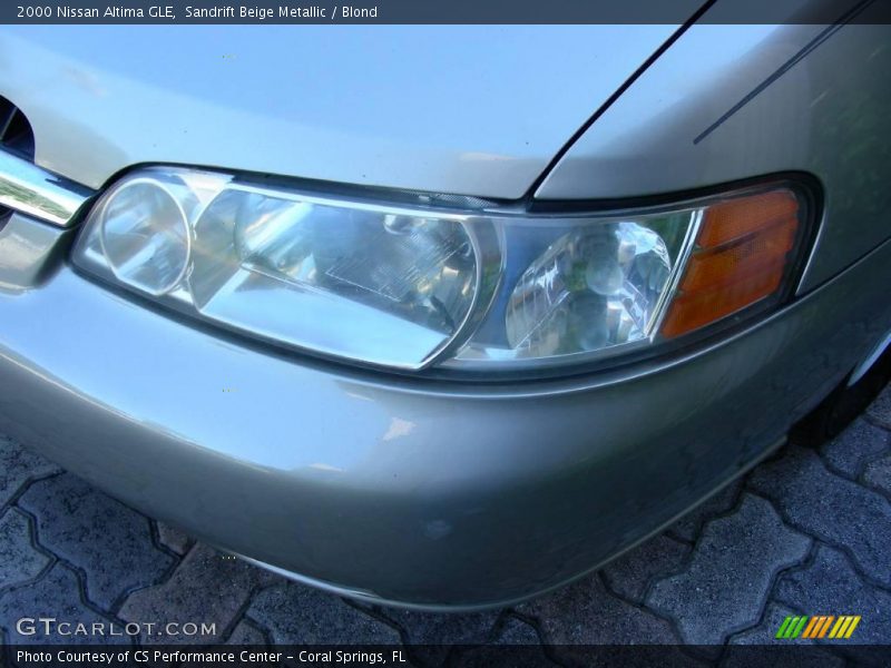 Sandrift Beige Metallic / Blond 2000 Nissan Altima GLE