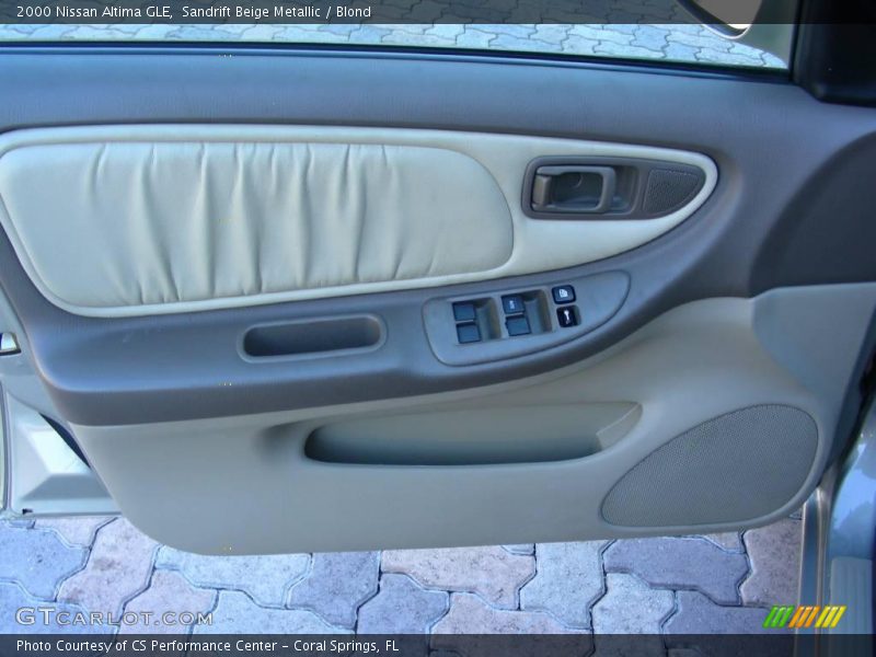 Sandrift Beige Metallic / Blond 2000 Nissan Altima GLE