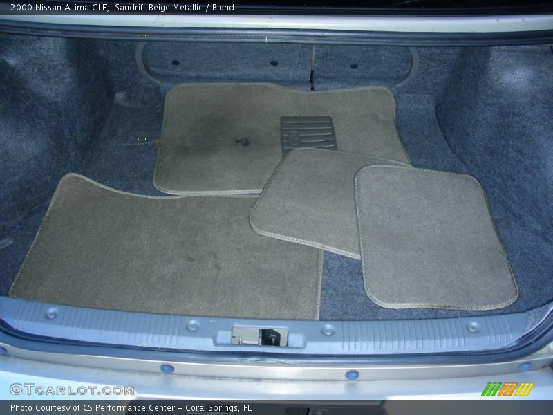 Sandrift Beige Metallic / Blond 2000 Nissan Altima GLE