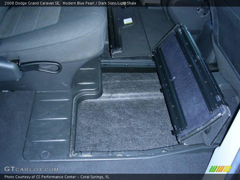 Modern Blue Pearl / Dark Slate/Light Shale 2008 Dodge Grand Caravan SE