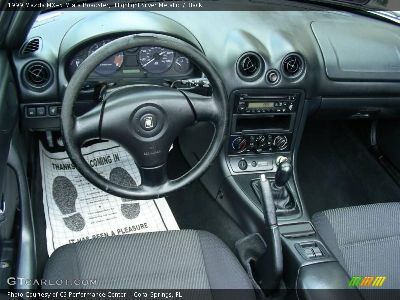 Highlight Silver Metallic / Black 1999 Mazda MX-5 Miata Roadster