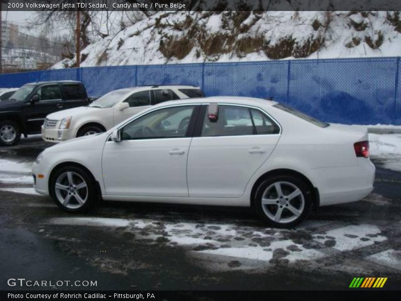 Candy White / Pure Beige 2009 Volkswagen Jetta TDI Sedan