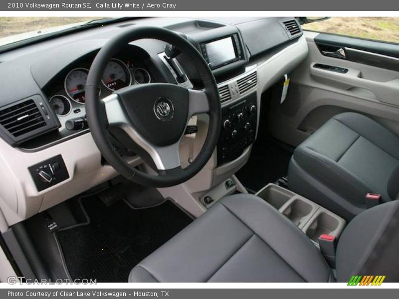 Calla Lilly White / Aero Gray 2010 Volkswagen Routan SE