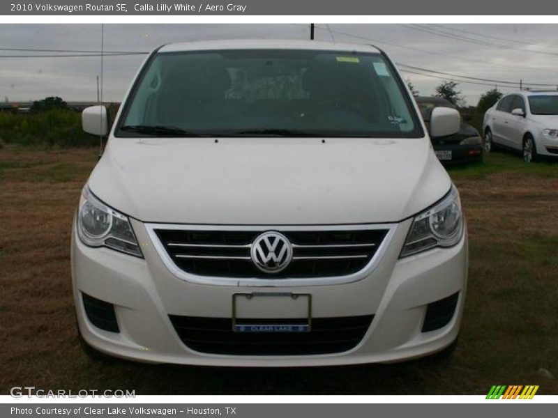 Calla Lilly White / Aero Gray 2010 Volkswagen Routan SE