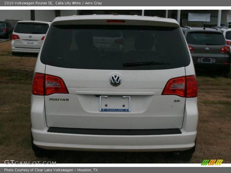 Calla Lilly White / Aero Gray 2010 Volkswagen Routan SE