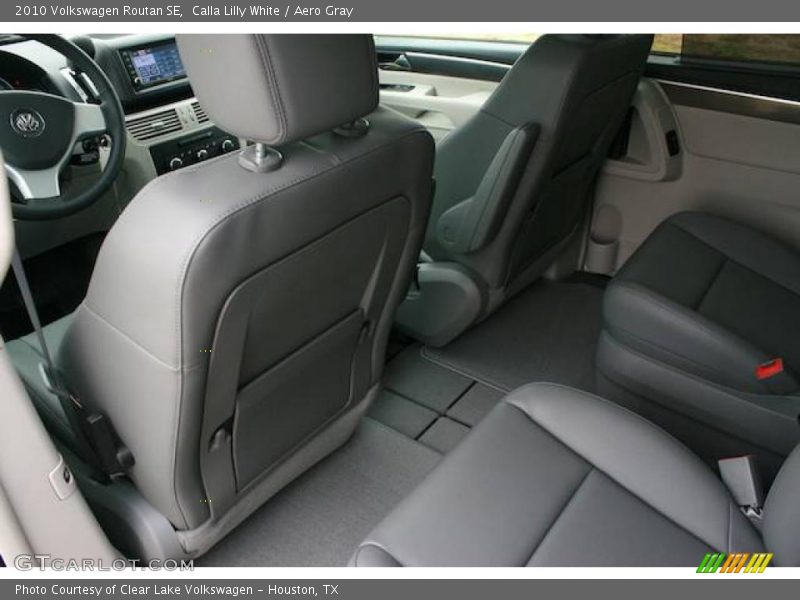 Calla Lilly White / Aero Gray 2010 Volkswagen Routan SE