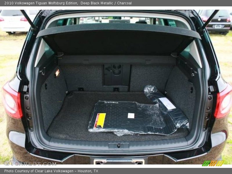 Deep Black Metallic / Charcoal 2010 Volkswagen Tiguan Wolfsburg Edition