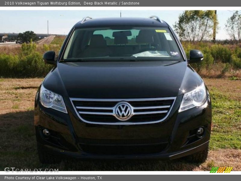 Deep Black Metallic / Sandstone 2010 Volkswagen Tiguan Wolfsburg Edition