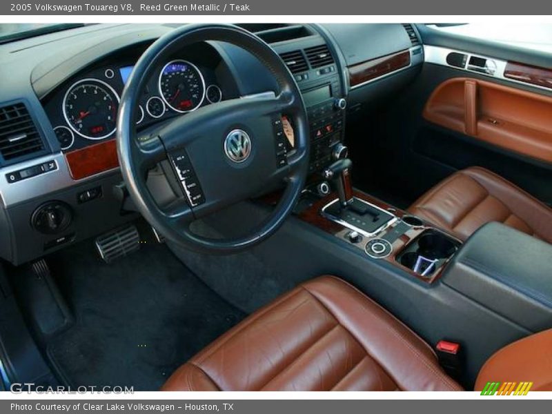 Reed Green Metallic / Teak 2005 Volkswagen Touareg V8