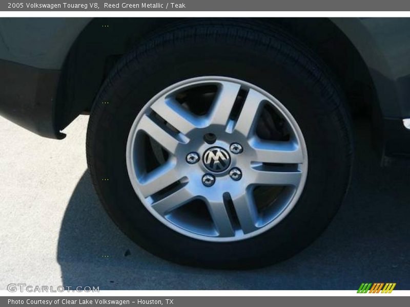 Reed Green Metallic / Teak 2005 Volkswagen Touareg V8