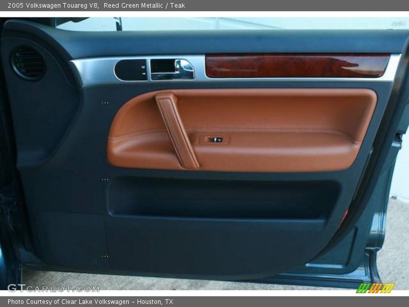 Reed Green Metallic / Teak 2005 Volkswagen Touareg V8