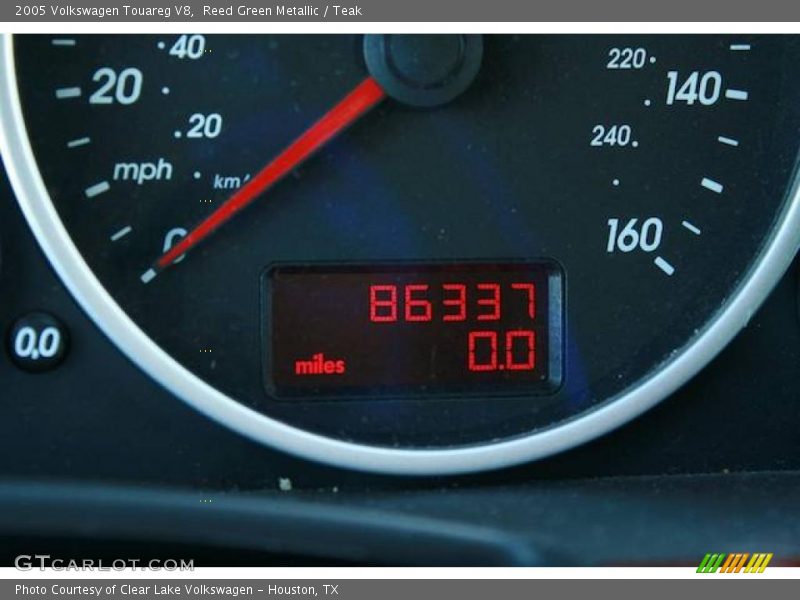 Reed Green Metallic / Teak 2005 Volkswagen Touareg V8