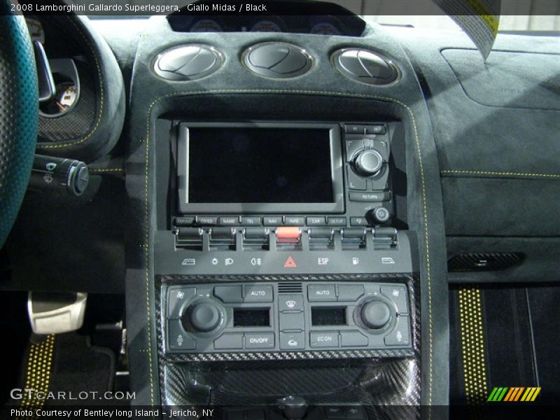 Controls of 2008 Gallardo Superleggera