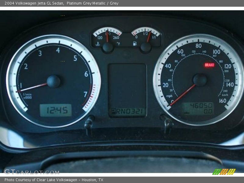 Platinum Grey Metallic / Grey 2004 Volkswagen Jetta GL Sedan