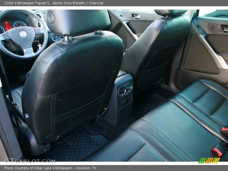 Alpine Grey Metallic / Charcoal 2009 Volkswagen Tiguan S