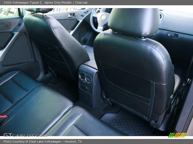 Alpine Grey Metallic / Charcoal 2009 Volkswagen Tiguan S