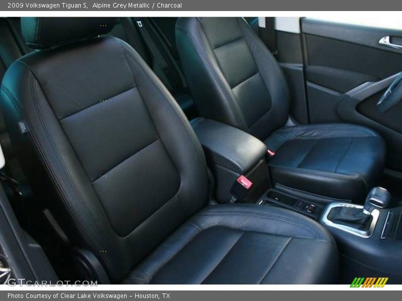 Alpine Grey Metallic / Charcoal 2009 Volkswagen Tiguan S