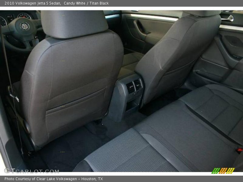 Candy White / Titan Black 2010 Volkswagen Jetta S Sedan