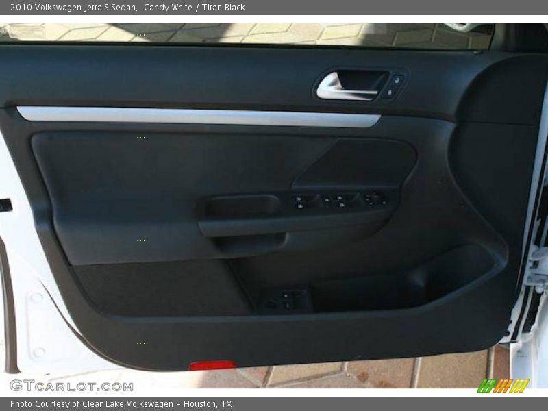 Candy White / Titan Black 2010 Volkswagen Jetta S Sedan