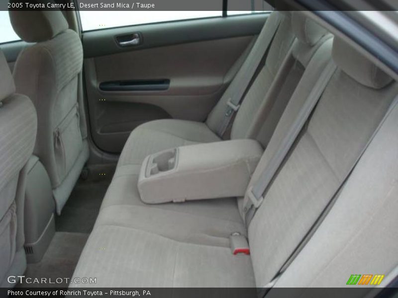 Desert Sand Mica / Taupe 2005 Toyota Camry LE