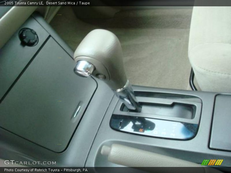 Desert Sand Mica / Taupe 2005 Toyota Camry LE