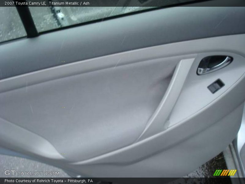 Titanium Metallic / Ash 2007 Toyota Camry LE