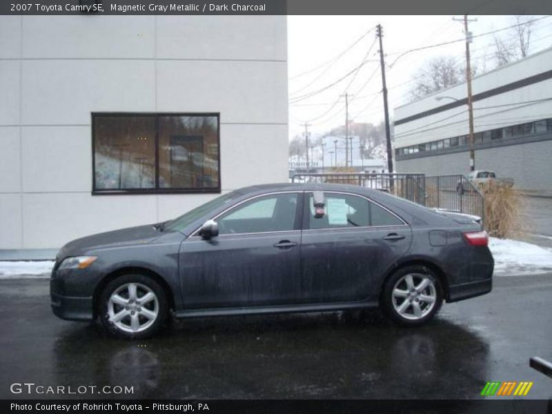 Magnetic Gray Metallic / Dark Charcoal 2007 Toyota Camry SE
