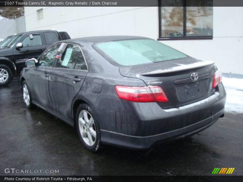 Magnetic Gray Metallic / Dark Charcoal 2007 Toyota Camry SE